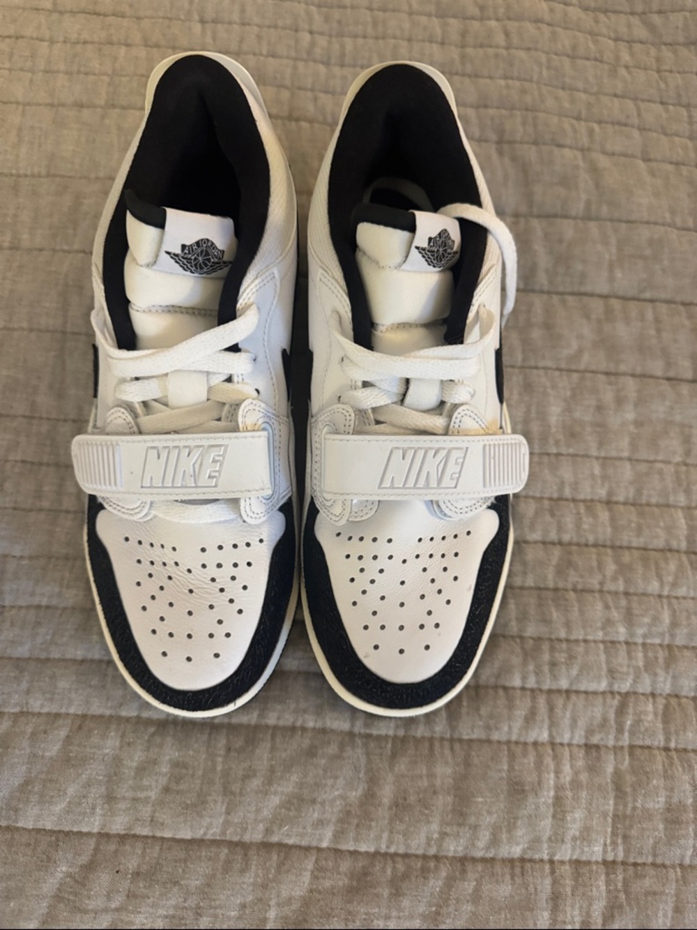 Nike Women’s White and Black Nike Low-Top Sneakers